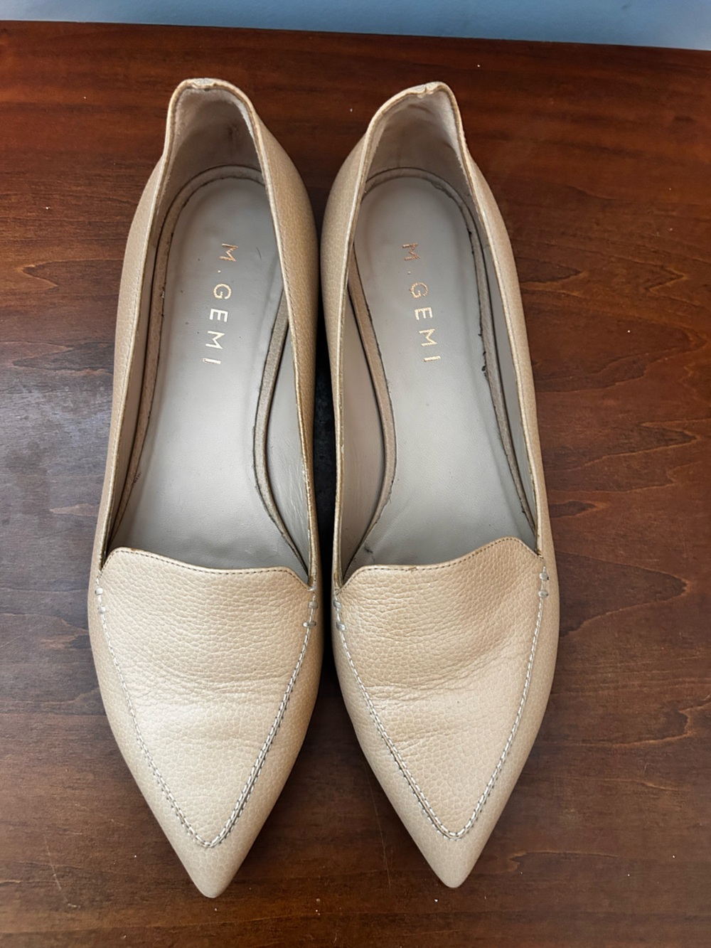 M. Gemi Gia Italian Nude/Tan Pointed-Toe Leather Loafers size 40/9